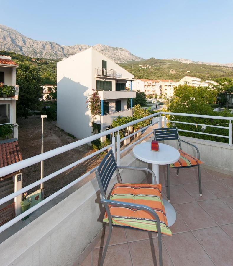 Apartments Milana 2 Tucepi Bagian luar foto